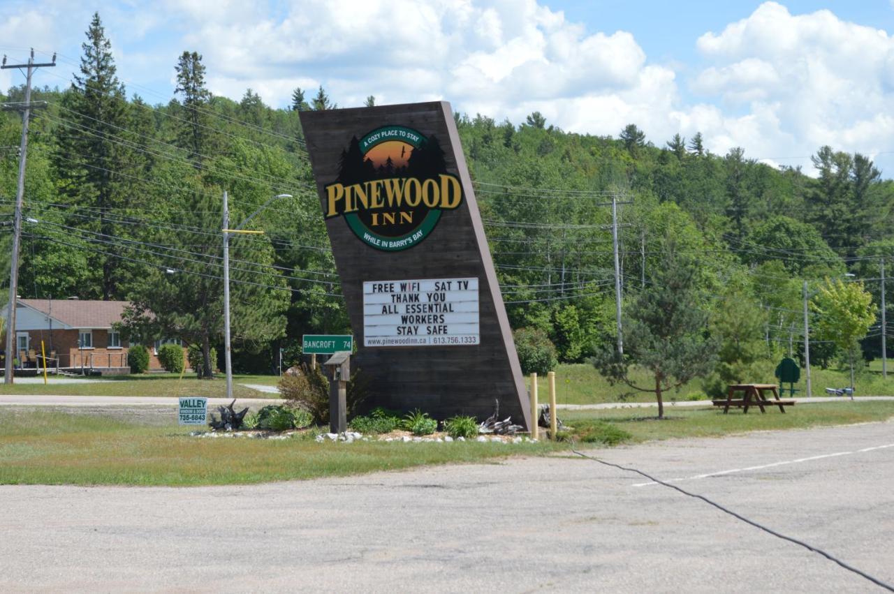 Pinewood Inn Barrys Bay 외부 사진